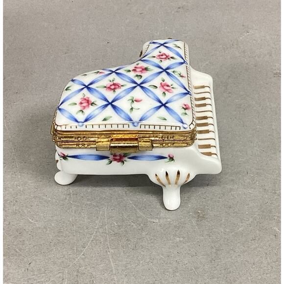 Lefton China 1997 #11176 - Piano Hinged Trinket Box Pink Flowers - Picture 5 of 11